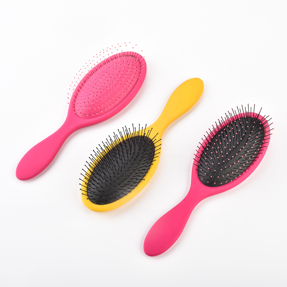 Plastic hair brush H3525
